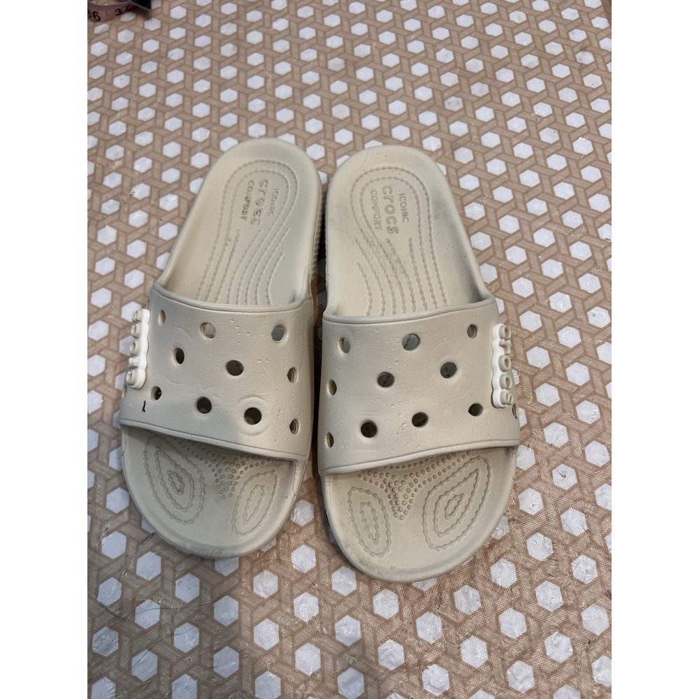 Crocs Iconic Comfort SlipOn Slide Sandals Women's 6 Men's 4 Light Beige